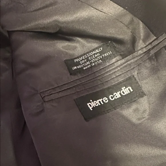 Vintage Pierre Cardin blazer - Picture 5 of 5